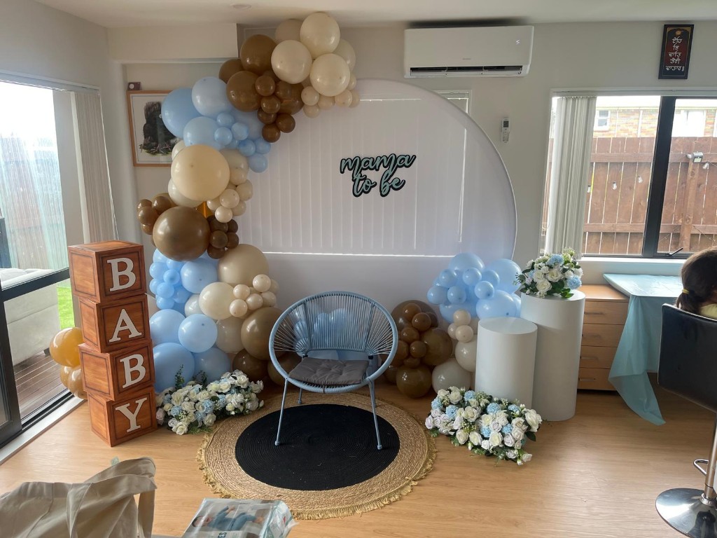 Baby shower styling